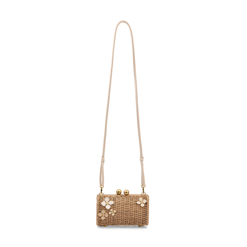 Bolsa clutch estruturada em rattan natural, adornada com flores esmaltadas marfim e detalhes metálicos dourados no fecho e nos pés.