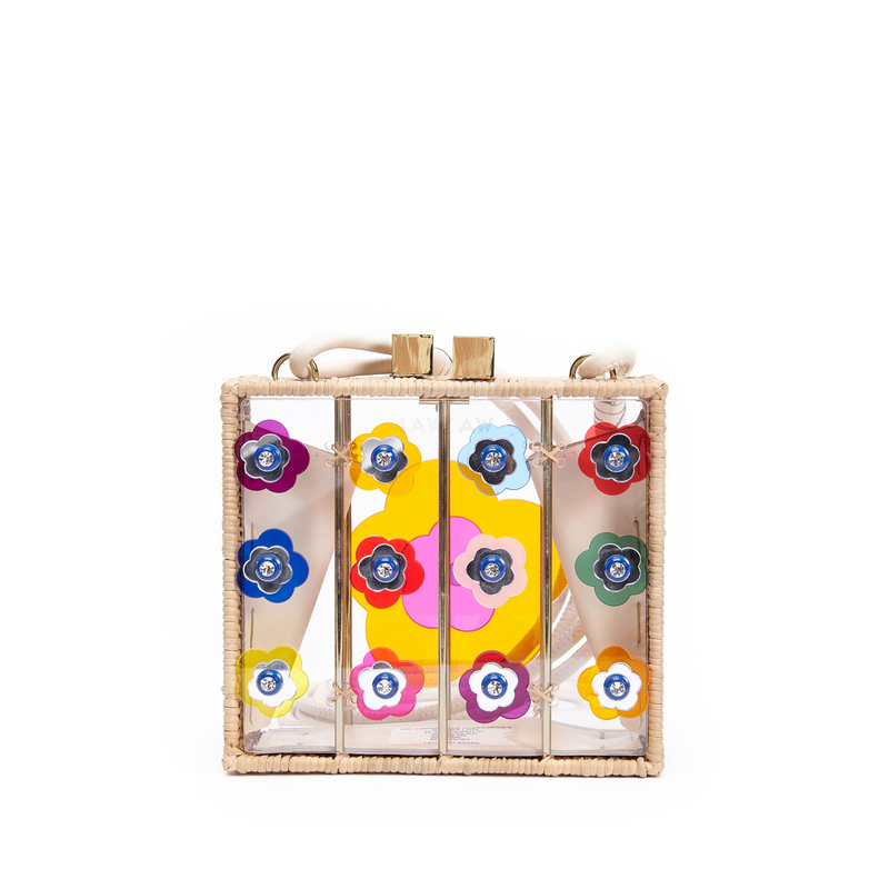 Bolsa transparente estruturada com alça curta e aplicações de flores coloridas em acrílico, com detalhes centrais em cristal.
